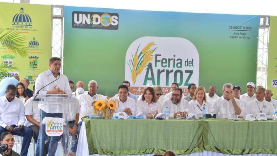 Ministro de Agricultura anuncia operativo de venta de pollo a RD$40 la libra