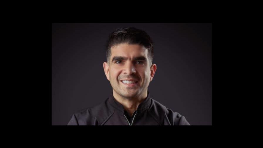 Javier Andrade: “Una hermosa sonrisa es sinónimo de buena salud y alto autoestima”