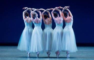 Nuevos diseñadores vestuario Ballet de York 2022 -