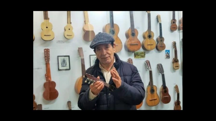 Fallece a los 82 años Ernesto Cavour, el maestro del charango de Bolivia