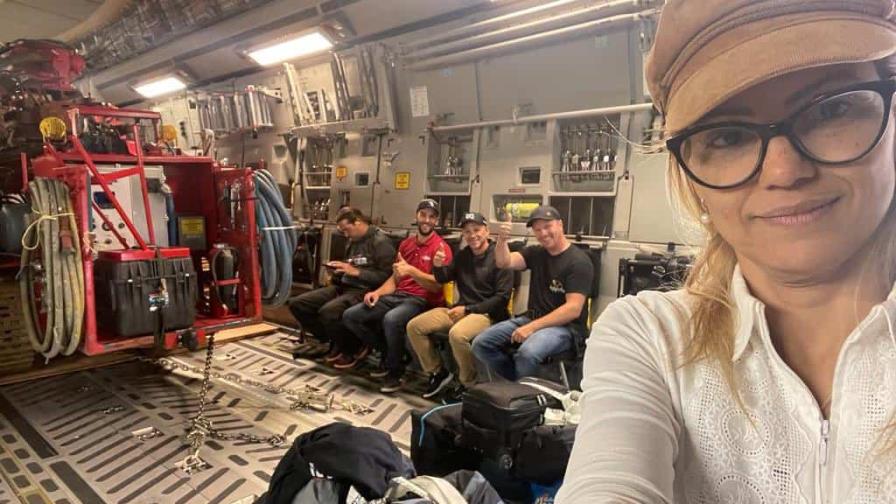 Tuneladora para rescatar mineros llegará esta noche desde Canadá Tuneladora para rescatar mineros llegará esta noche desde Canadá