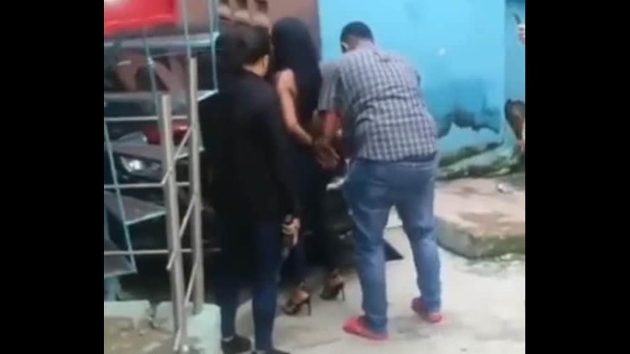 MP solicita prisión preventiva para mujer que atropelló a dos hombres en María Auxiliadora MP solicita prisión preventiva para mujer que atropelló a dos hombres en María Auxiliadora