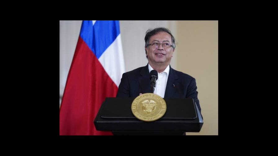 Gustavo Petro busca subir impuestos a los más ricos de Colombia Gustavo Petro busca subir impuestos a los más ricos de Colombia