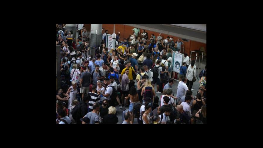 España: Roban cableado de línea de tren; suspenden servicio España: Roban cableado de línea de tren; suspenden servicio