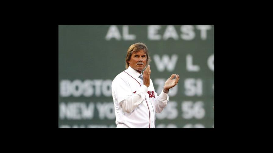 Dennis Eckersley se retira tras 50 años en el béisbol