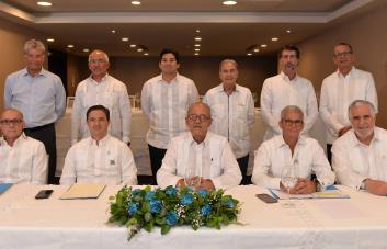 Asamblea ratifica a Héctor Duval comodoro del Club Náutico de Santo Domingo