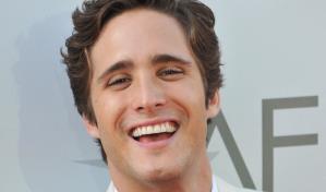 Diego Boneta desmiente problemas con el alcohol