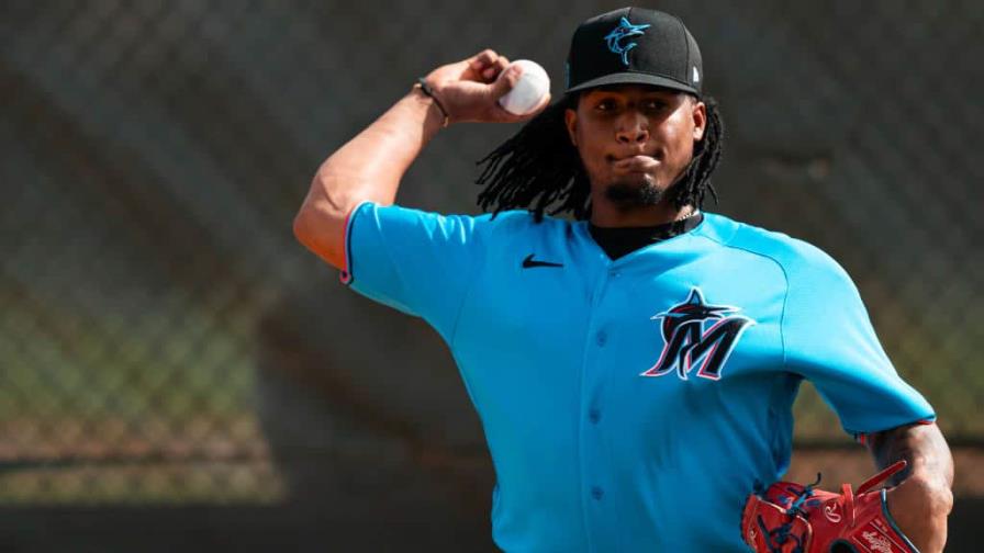 Sixto Sánchez en proceso de rehabilitación con los Marlins Sixto Sánchez en proceso de rehabilitación con los Marlins