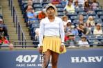 Osaka se retira de 1er duelo en Toronto por lesión