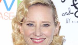 La actriz Anne Heche, en coma tras violento accidente de tr&aacute;fico