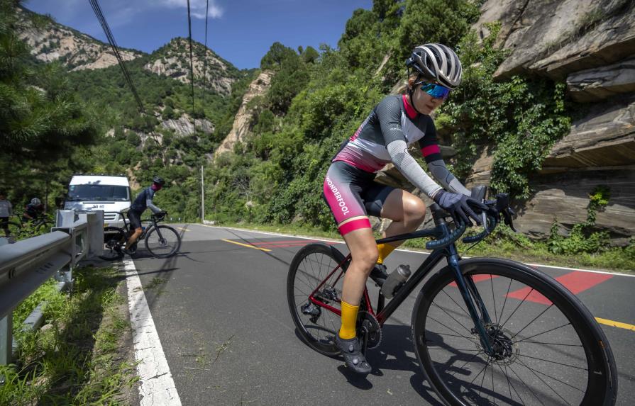 La pandemia impulsa el auge del ciclismo deportivo en la nación ciclista de China