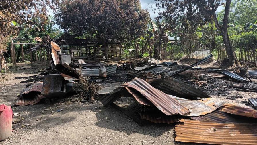 Incendio deja sin vivienda a madre y a sus dos hijos en Bonao