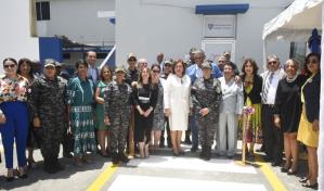 Reforma de la Polic&iacute;a contempla que un 40 % de su personal est&eacute; compuesto por mujeres