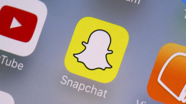 Snapchat lanza un chatbot de inteligencia artificial basado en ChatGPT