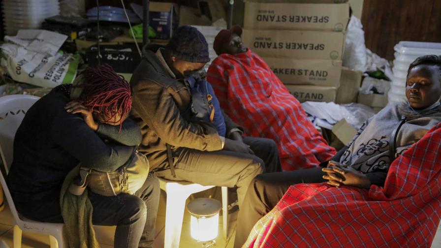 Kenia espera a los resultados de ajustadas presidenciales