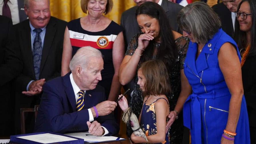 Biden signs burn pits help for vets; a personal win, too Biden signs burn pits help for vets; a personal win, too
