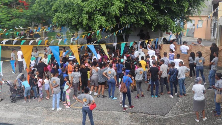 Culmina campamento de verano organizado por la parroquia Domingo Savio Culmina campamento de verano organizado por la parroquia Domingo Savio