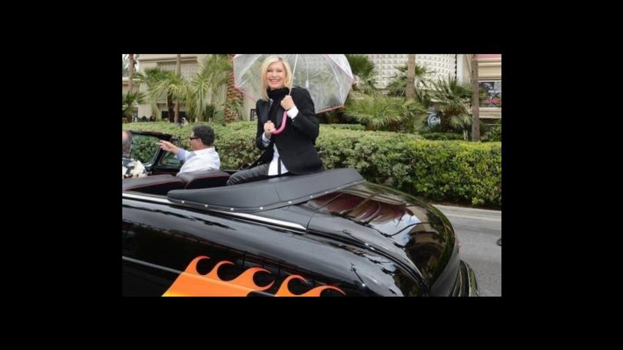 Subastan uno de los autos de Grease con la firma de Olivia Newton-John Subastan uno de los autos de Grease con la firma de Olivia Newton-John