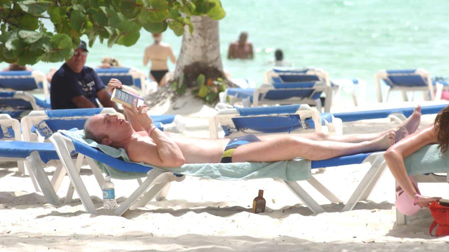 Visitantes de países emergentes consolidan crecimiento turístico en RD