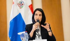 Primera dama dice el país espera la verdad sobre denuncia contra Andrés Castillo