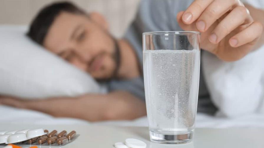 ¿Cómo reducir los síntomas de la resaca?