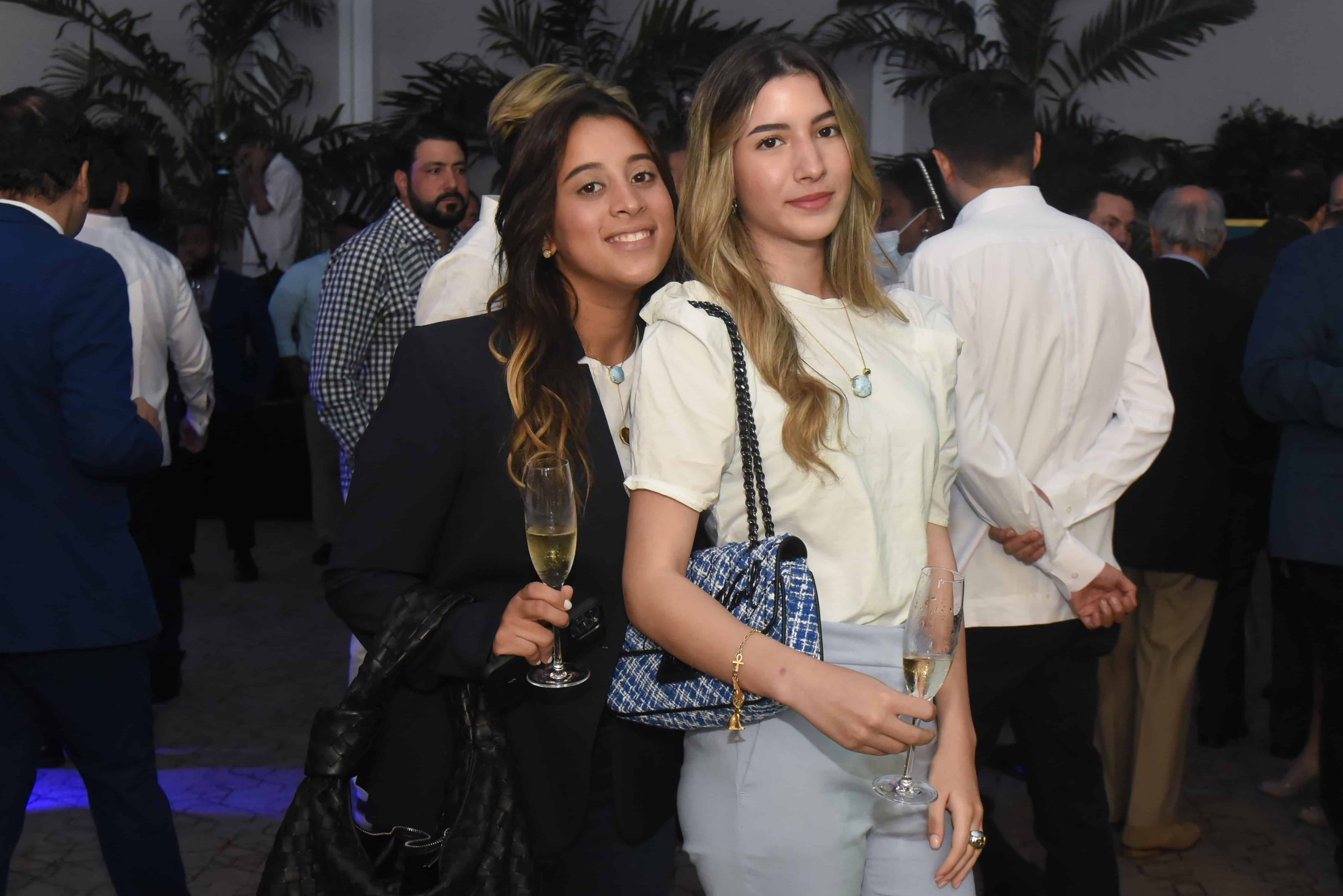 Lía Andújar Méndez Sophia Padrón.