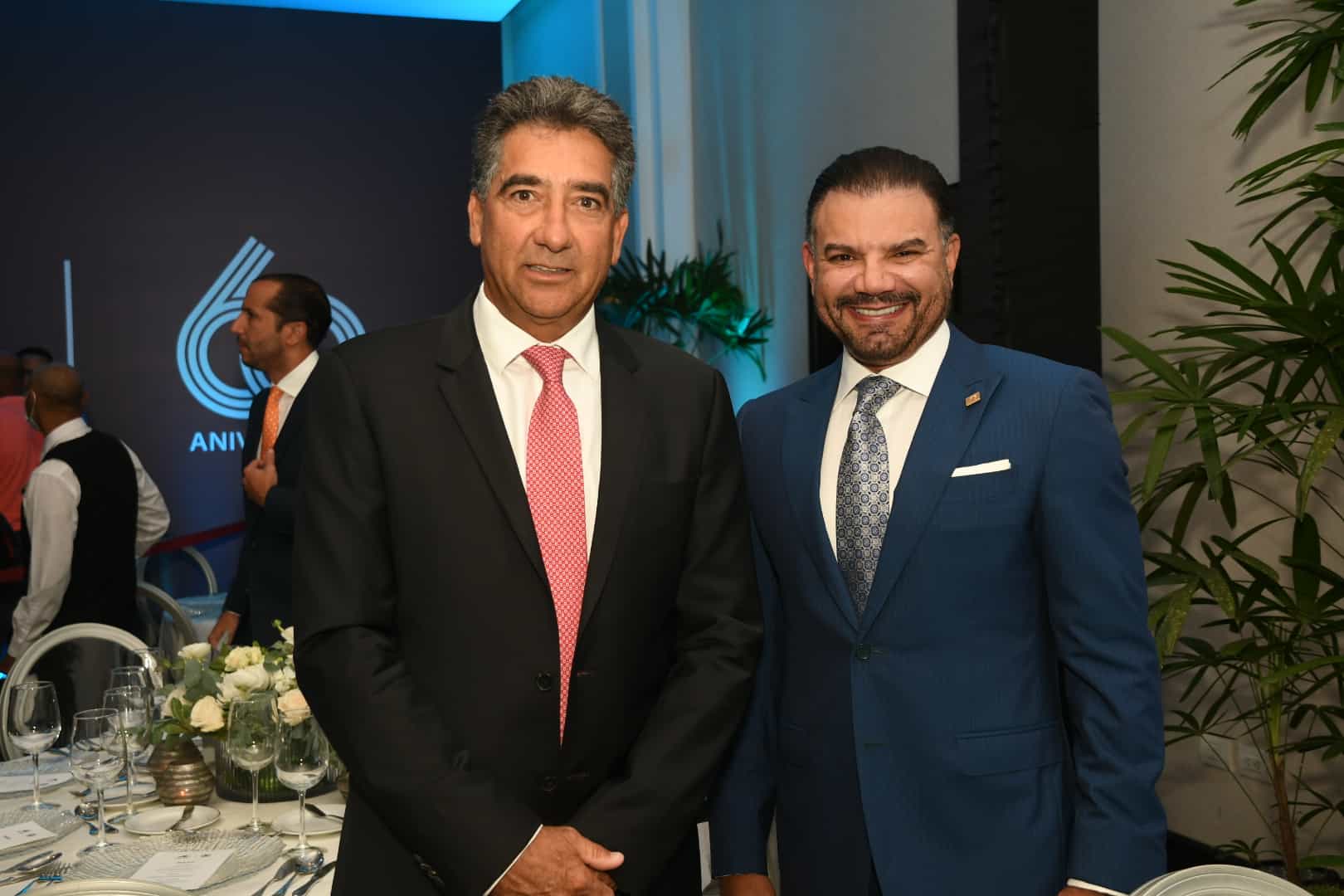 Carlos Medrano y Andrés Vanderhorst.