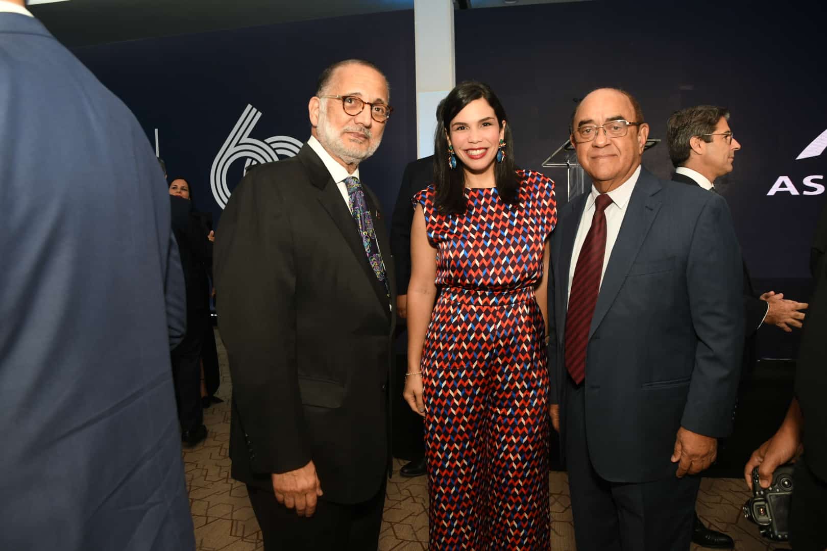 Arturo Villanueva, Yudit García y Manuel Quieterio.
