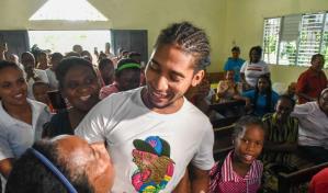 Minero dominicano rescatado de Cerro Maimón sobre su celular: Comoquiera me botaron