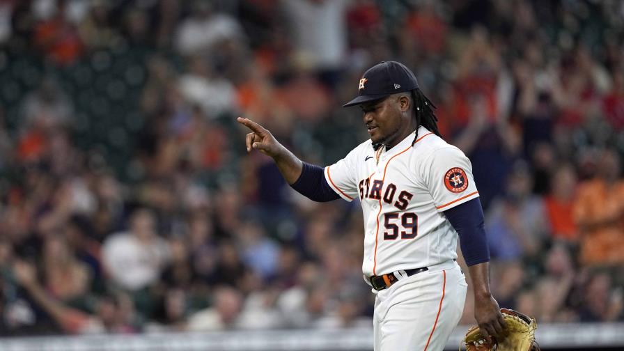 Dominicano Valdez cerca de récord histórico en Houston