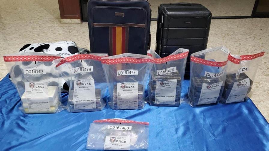 Apresan dos hombres con 23 paquetes de cocaína en el Distrito Nacional