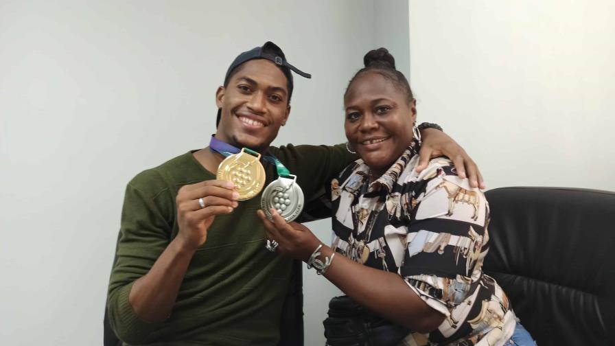 Melenciano pone su mente en los estudios, además del atletismo