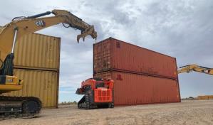 Arizona empieza a cerrar huecos en muro fronterizo