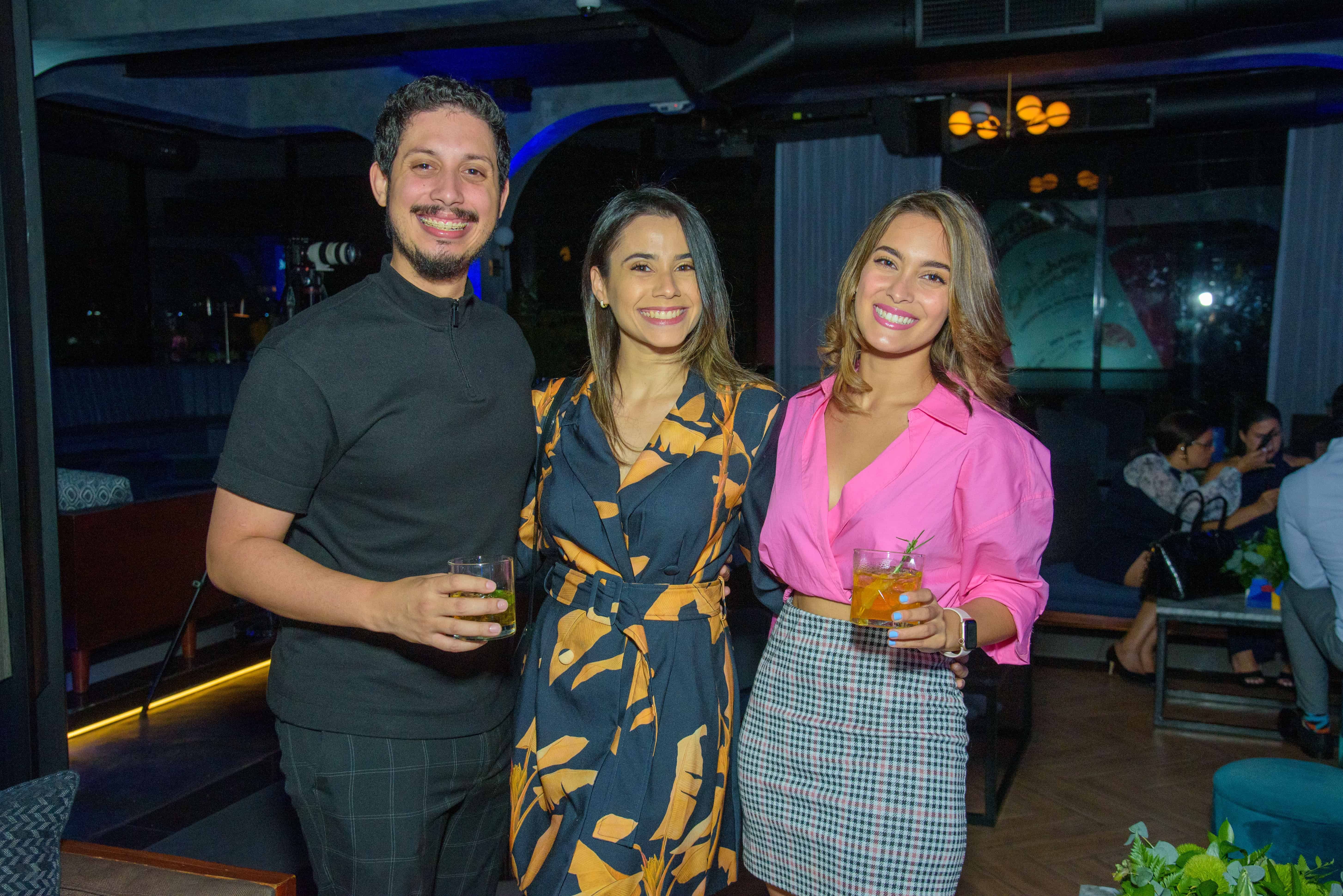 Diego Jaar, Lauren Molina y Paula Ferry.