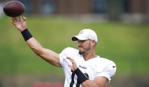 Trubisky, de Steelers, ser&aacute; titular en pretemporada