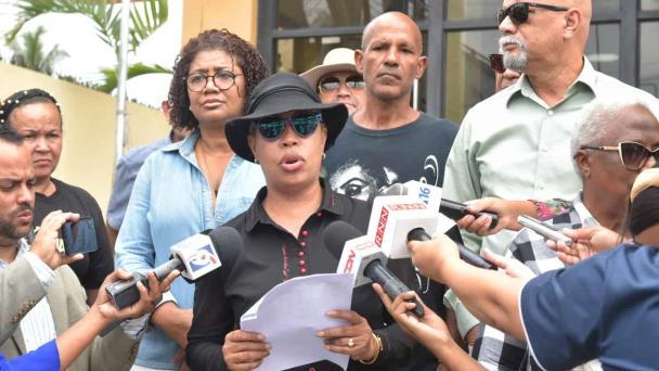 Suplidores de Inabie que participaron en licitación aseguran que hubo irregularidades