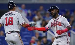 Batazo de Harris da triunfo a Bravos ante Marlins