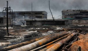 Hallan restos de cuatro personas en el lugar del incendio industrial de Cuba