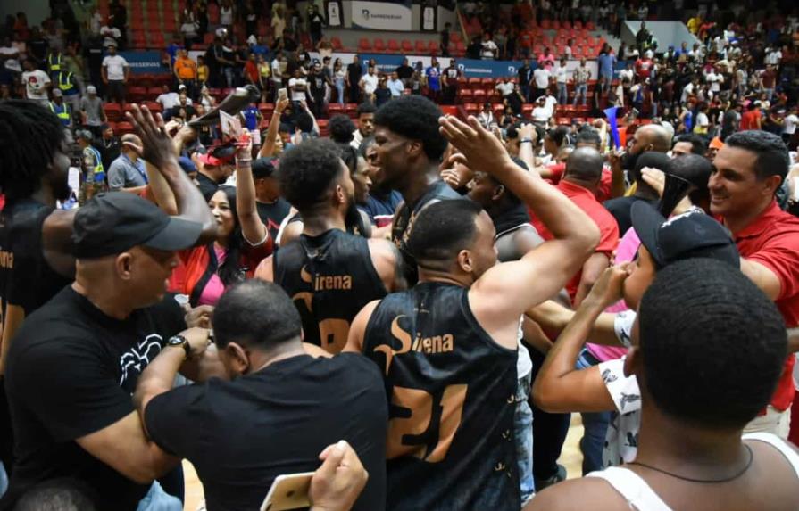 Leones repiten campeonato de Liga Nacional de Baloncesto