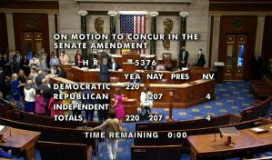 Congreso de EEUU adopta la gran reforma de Biden sobre clima y salud