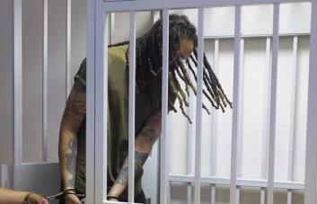Avanzan negociaciones por la libertad de la basquebolista Brittney Griner