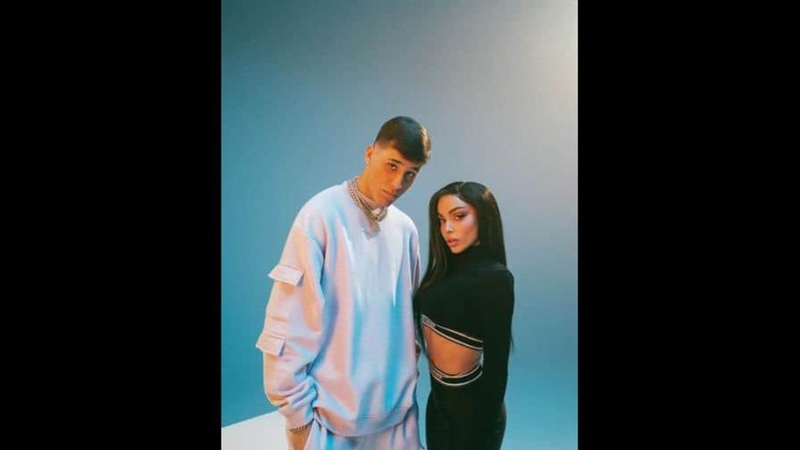 Los puertorriqueños Chesca y Alejo se unen para el tema Piensas En Mí