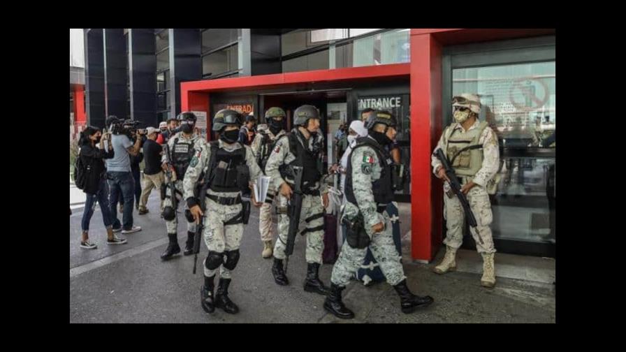 Envían 300 militares a Tijuana tras ola de violencia en México Envían 300 militares a Tijuana tras ola de violencia en México