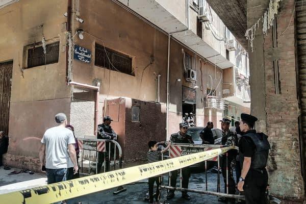 Al menos 41 muertos y 14 heridos en un incendio en una iglesia en El Cairo