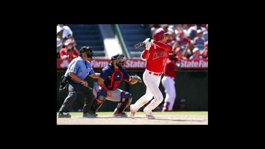 Angelinos superan a Mellizos 4-2 y ganan series sucesivas