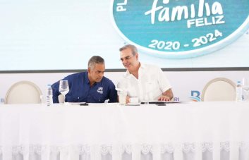 Presidencia: Gobierno aporta más de RD$800 mil en ayudas a beneficiarios de vivienda Plan Familia Feliz