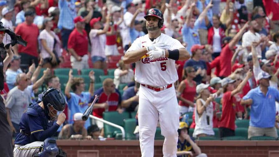 Pujols enloquece a sus compañeros con la entrega a semanas de su retiro Pujols enloquece a sus compañeros con la entrega a semanas de su retiro