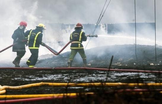 Muere otro de los heridos en el incendio industrial de Cuba