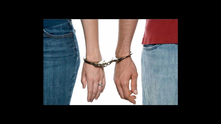 Amantes matan a una mujer y hieren a un hombre en San Pedro de Macorís