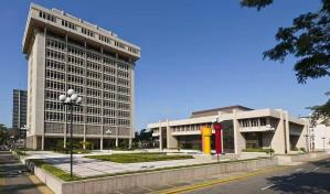 Crecimiento en turismo y zonas francas ayudaron a combatir crisis econ&oacute;mica internacional